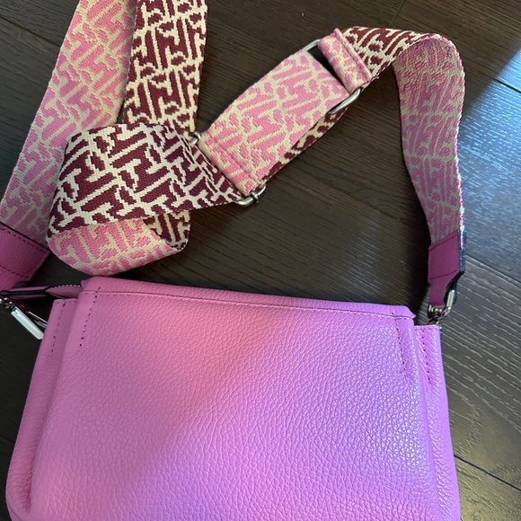 Crossbody leather bag - Picture 12 of 15